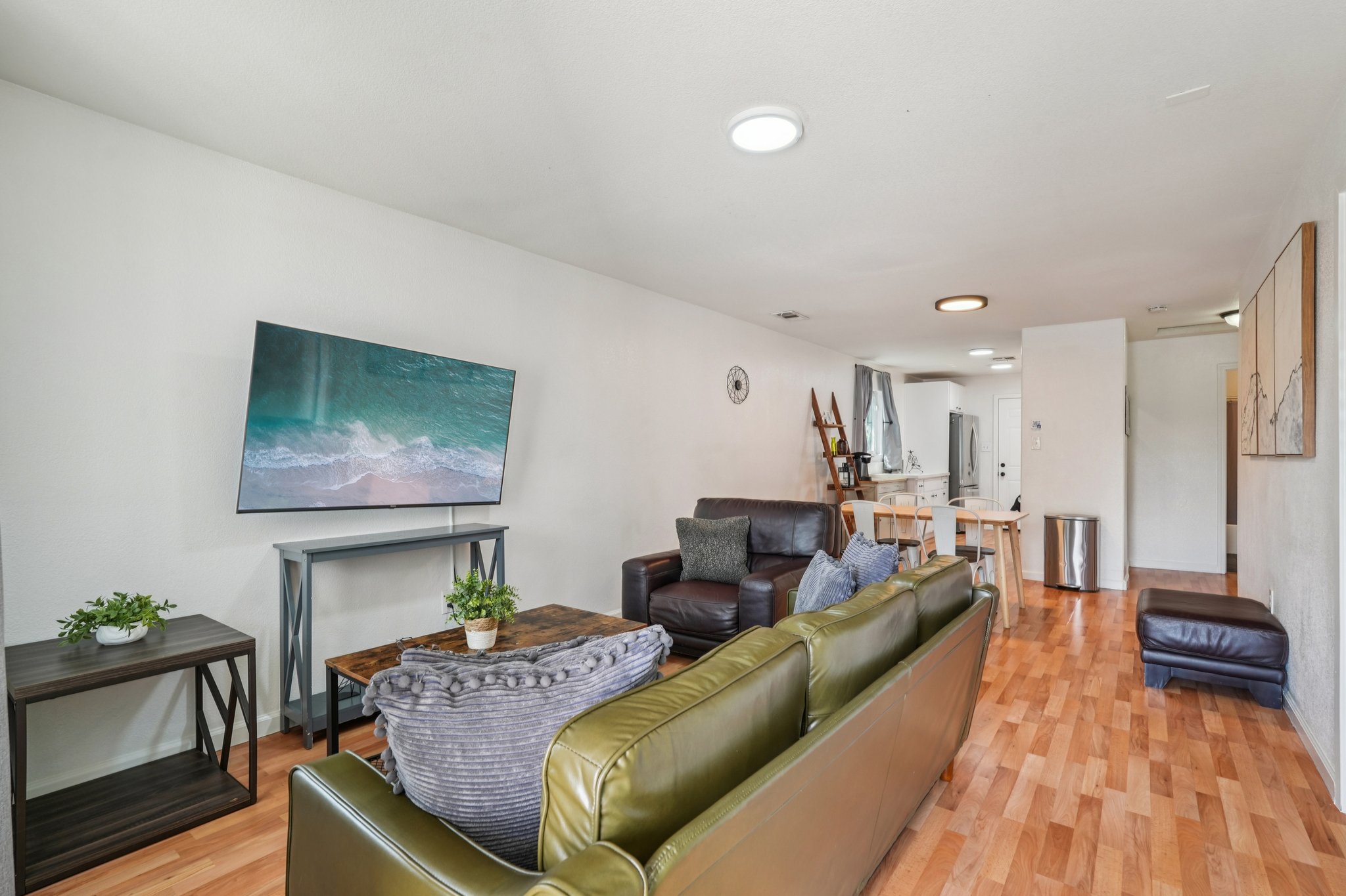 32nd Ave-S1404-004.jpg