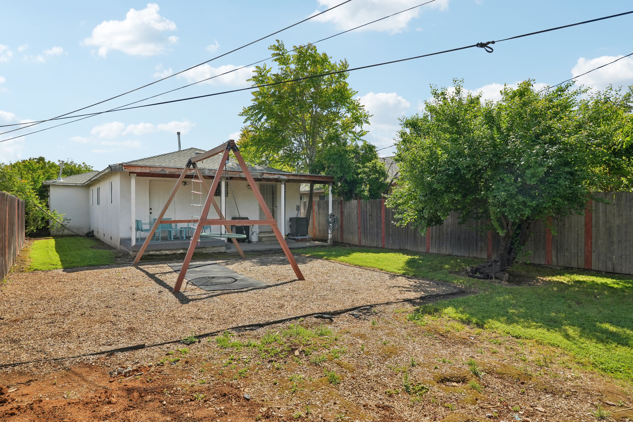 32nd Ave-S1404-024.jpg