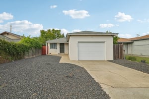 32nd Ave-S1404-001.jpg