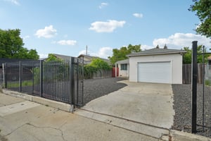 32nd Ave-S1404-002.jpg