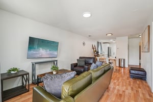 32nd Ave-S1404-004.jpg