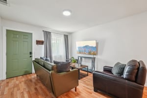 32nd Ave-S1404-005.jpg