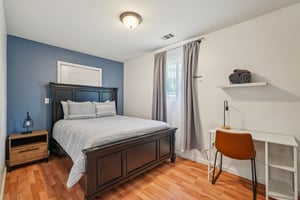 32nd Ave-S1404-012.jpg