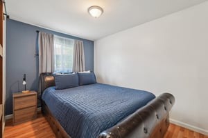 32nd Ave-S1404-017.jpg