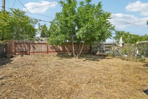 32nd Ave-S1404-025.jpg