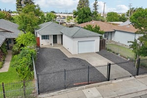 32nd Ave-S1404-029.jpg