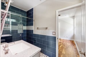  Photo 41