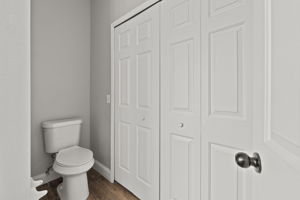  Photo 32
