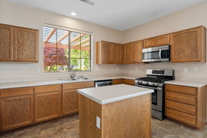 Kitchen (2)