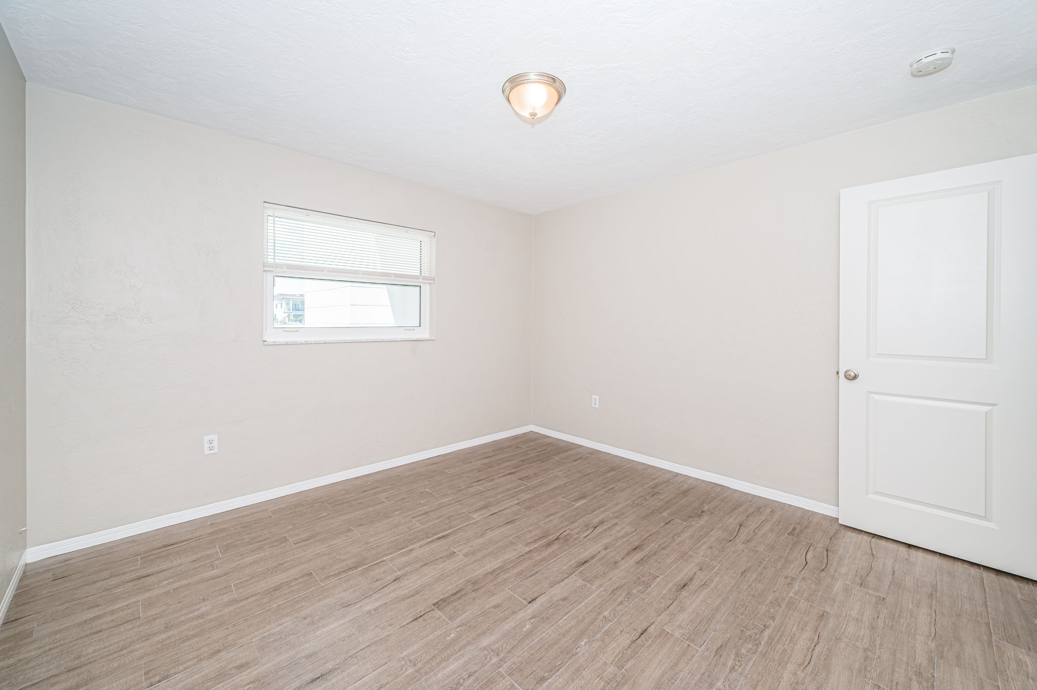 Bedroom22b