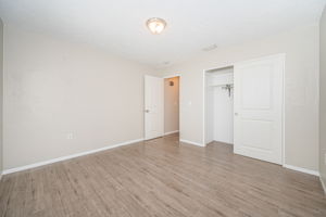 Bedroom22c