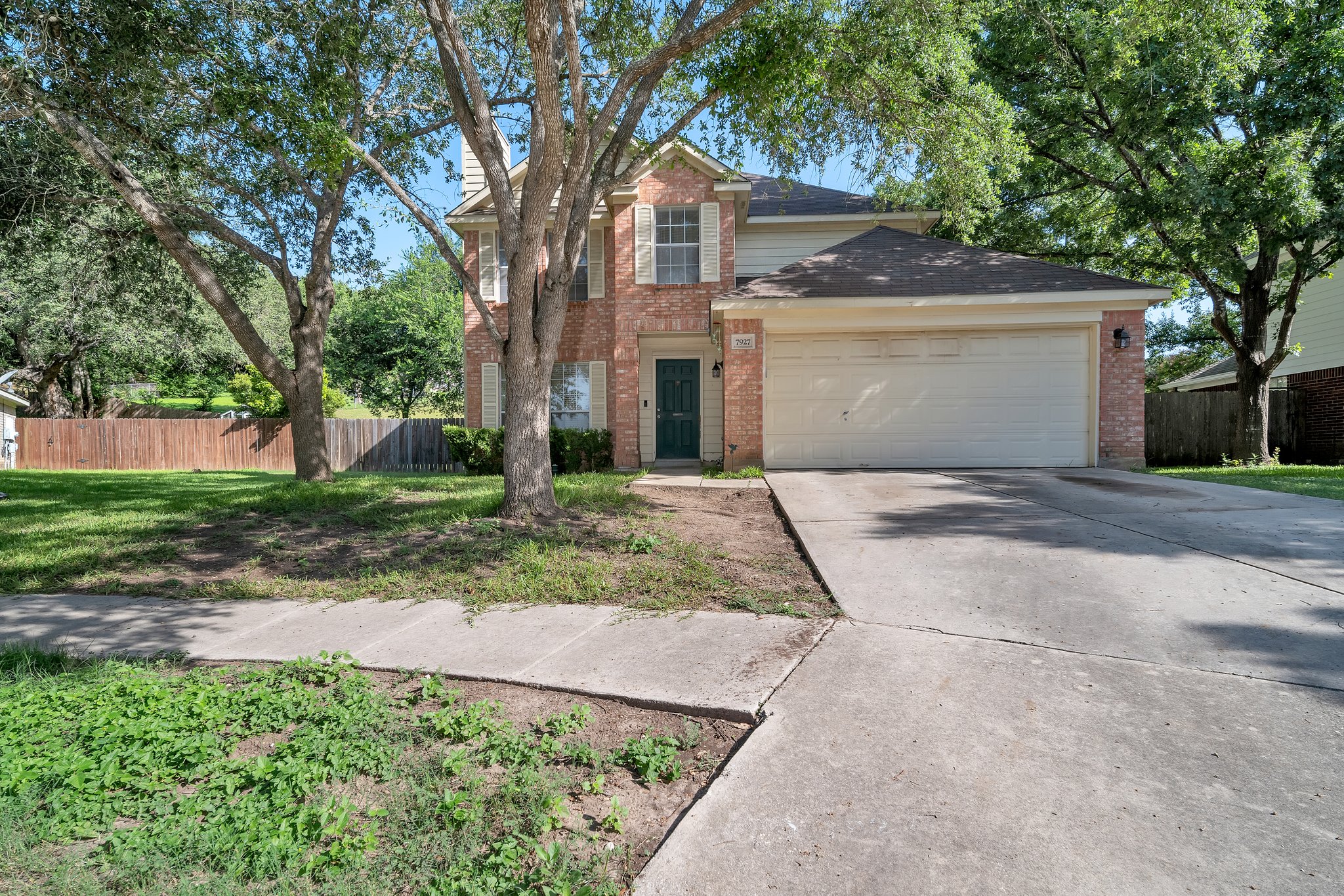 7927 Moon Walk, San Antonio, TX 78250, USA