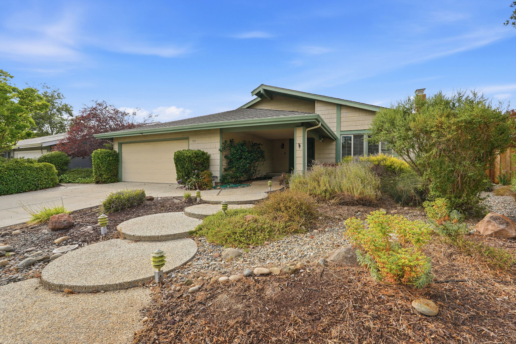 003_F8_793 Coffeewood Ct