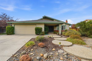 001_F8_793 Coffeewood Ct
