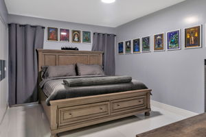  Photo 31