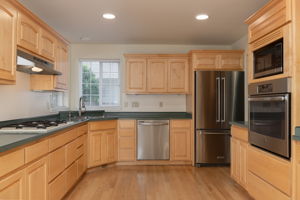  Photo 10