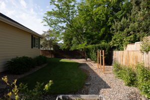  Photo 32