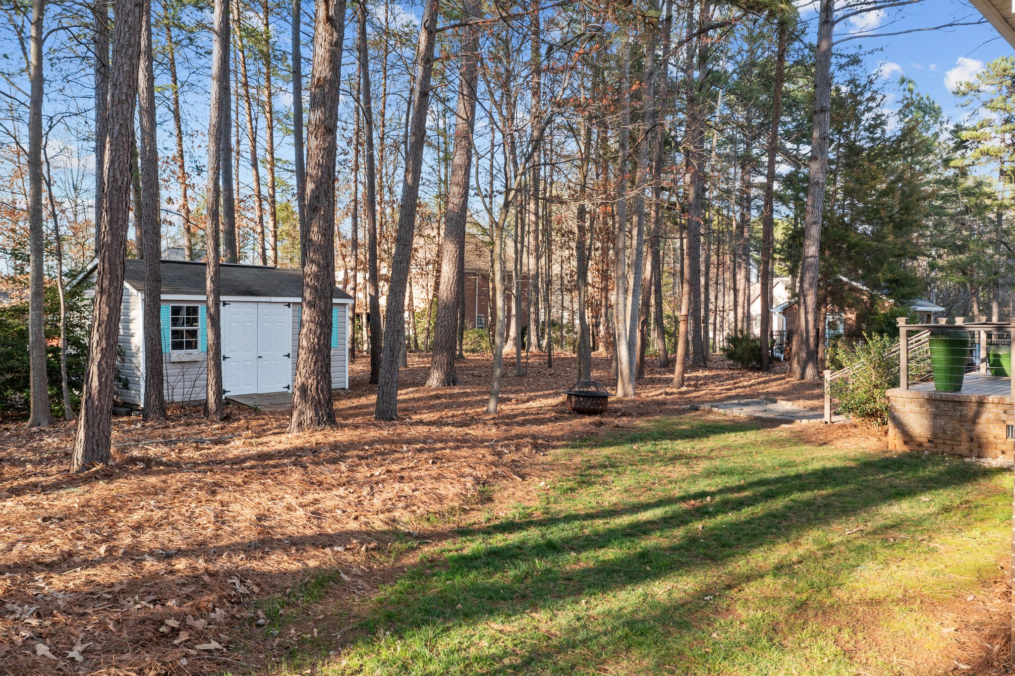Lots of treed privacy