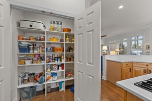 Expanded pantry storage