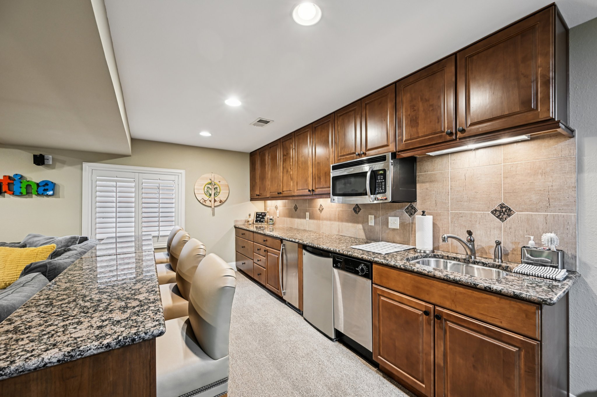 S Eudora Cir-L2211-055.jpg