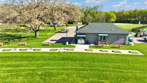 Office/driving range