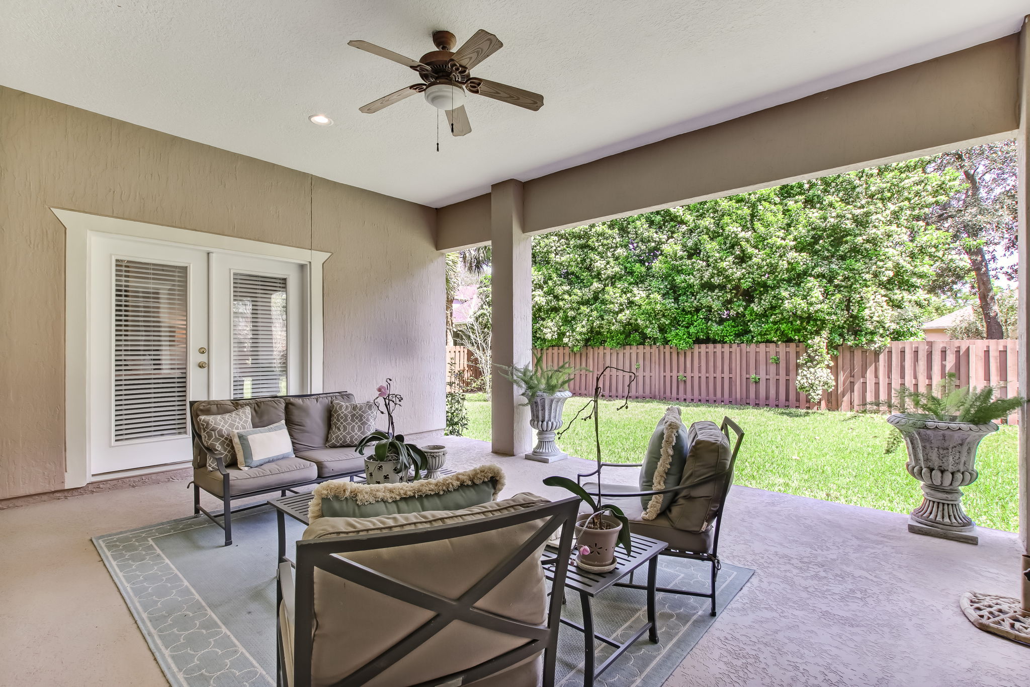 Spacious Covered Lanai