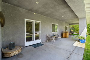  Photo 47
