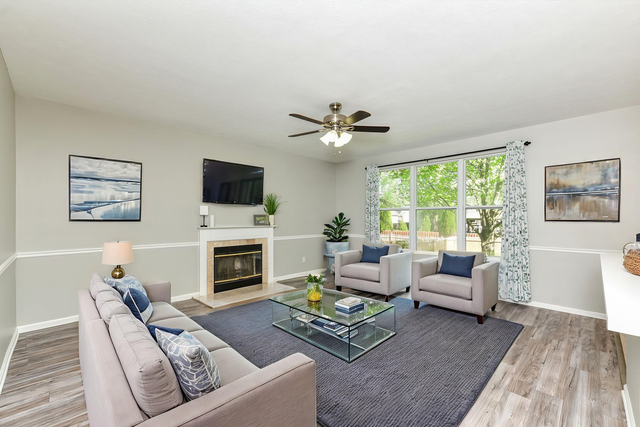 DSC_1687 virtually staged.jpeg