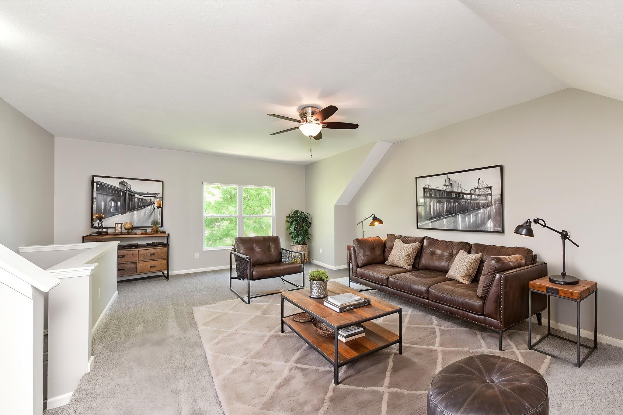 DSC_1762 virtually staged.jpeg