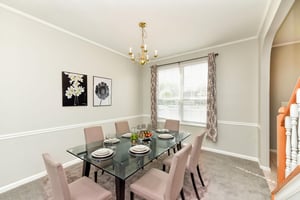 DSC_1679 virtually staged.jpeg