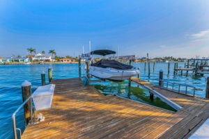 Dock2