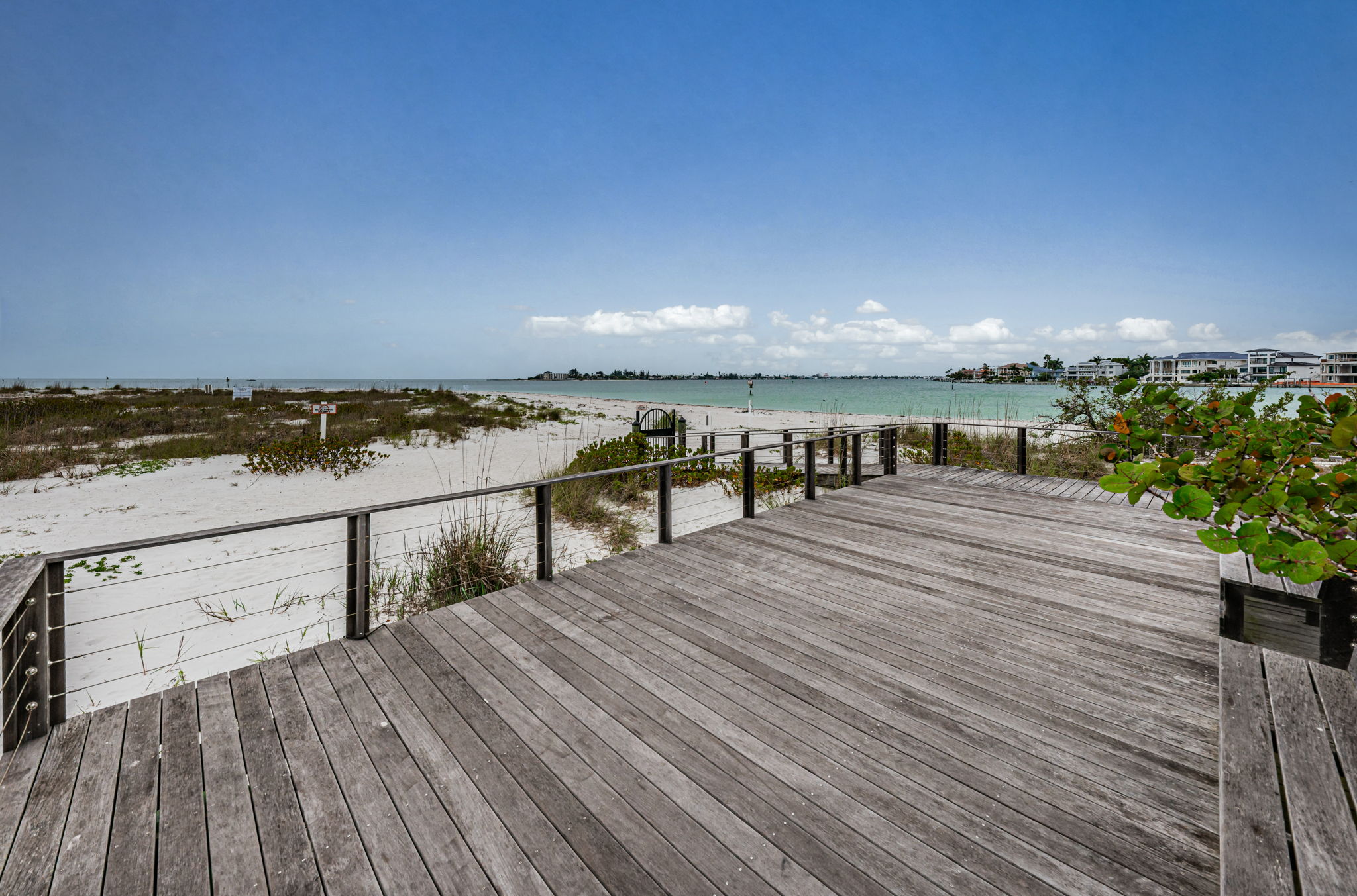 Common Area Dock and Beach