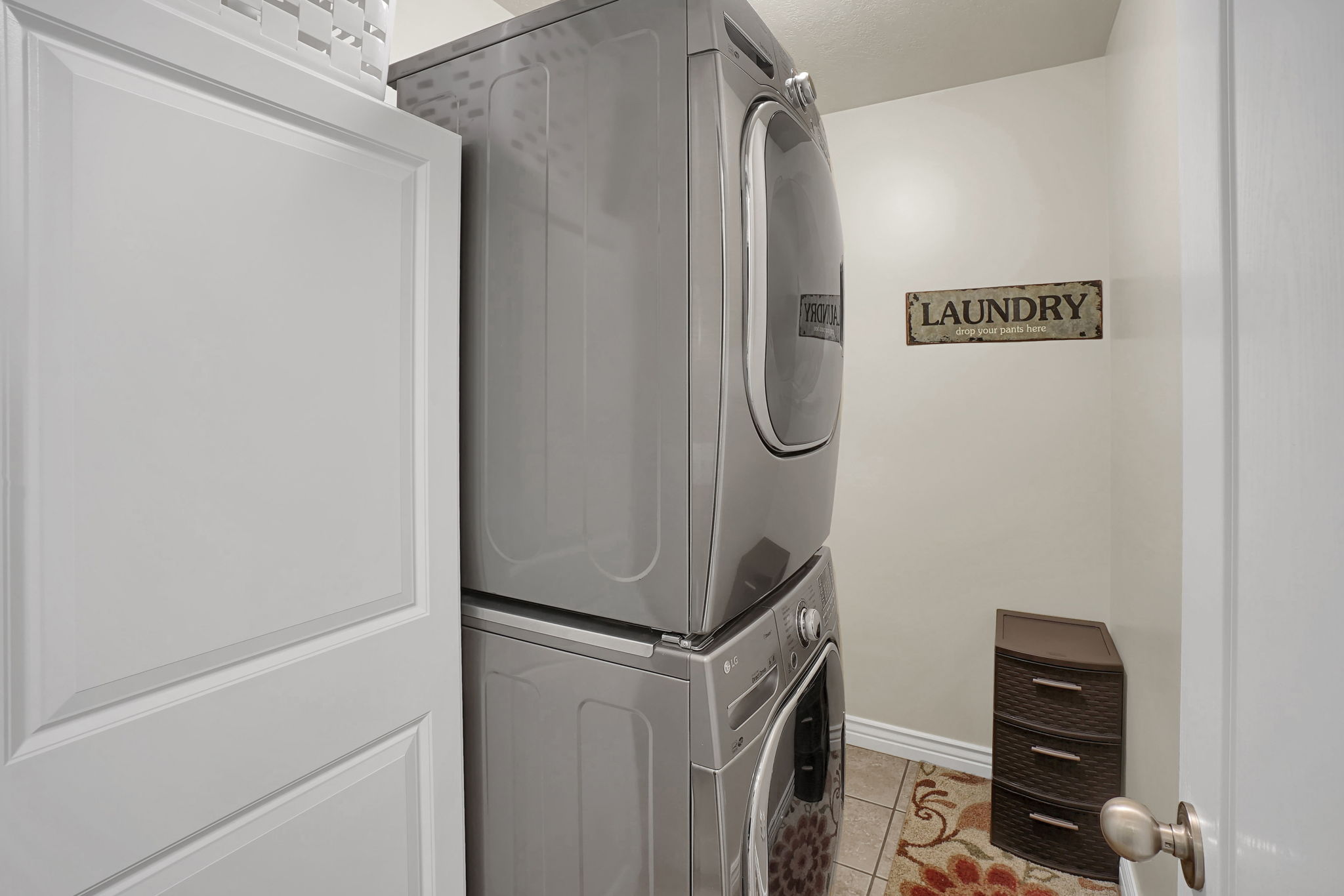  795 Creek View Dr, Layton, UT 84041, US Photo 16