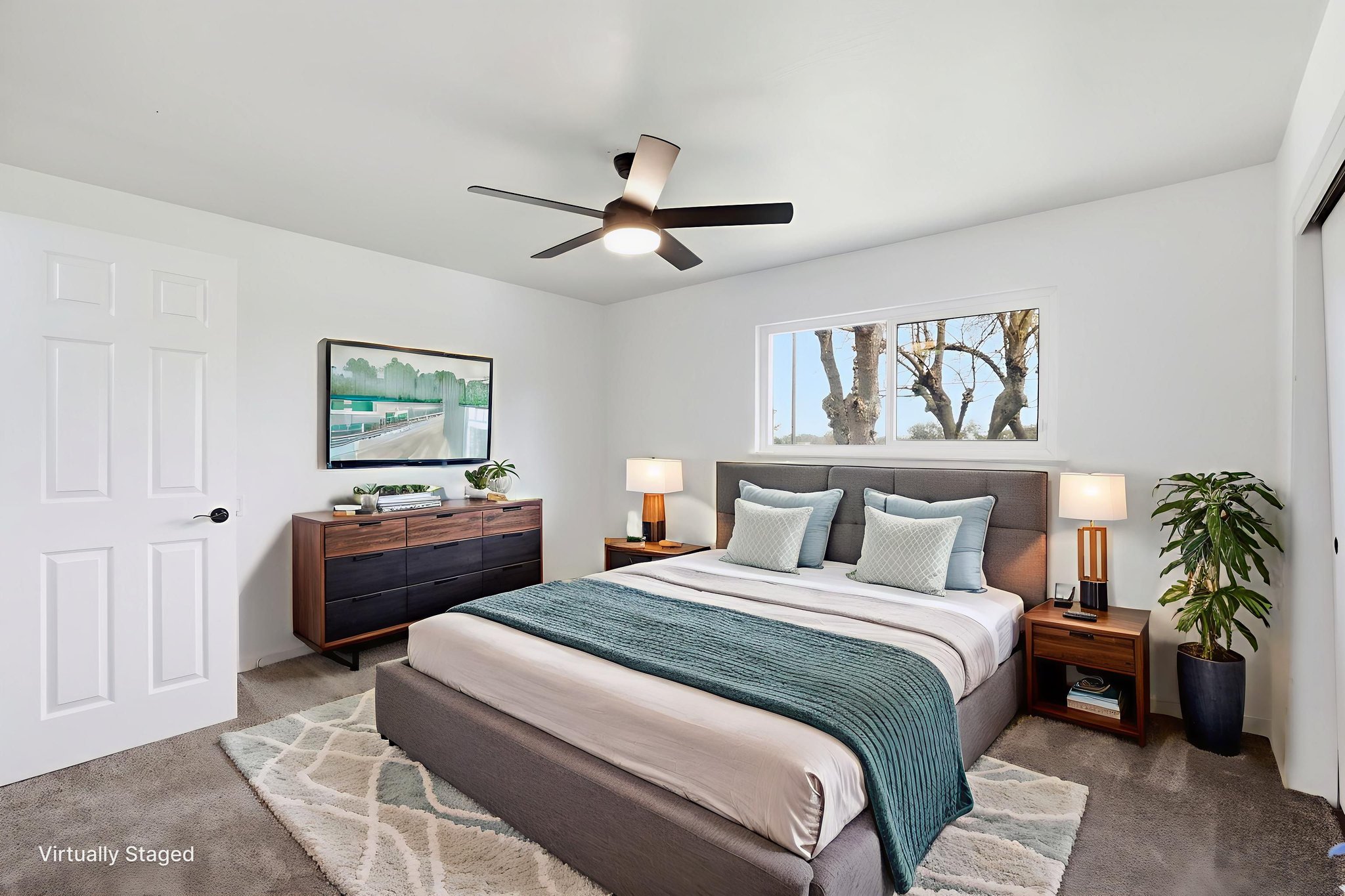 K76A2967 virtually staged.jpeg