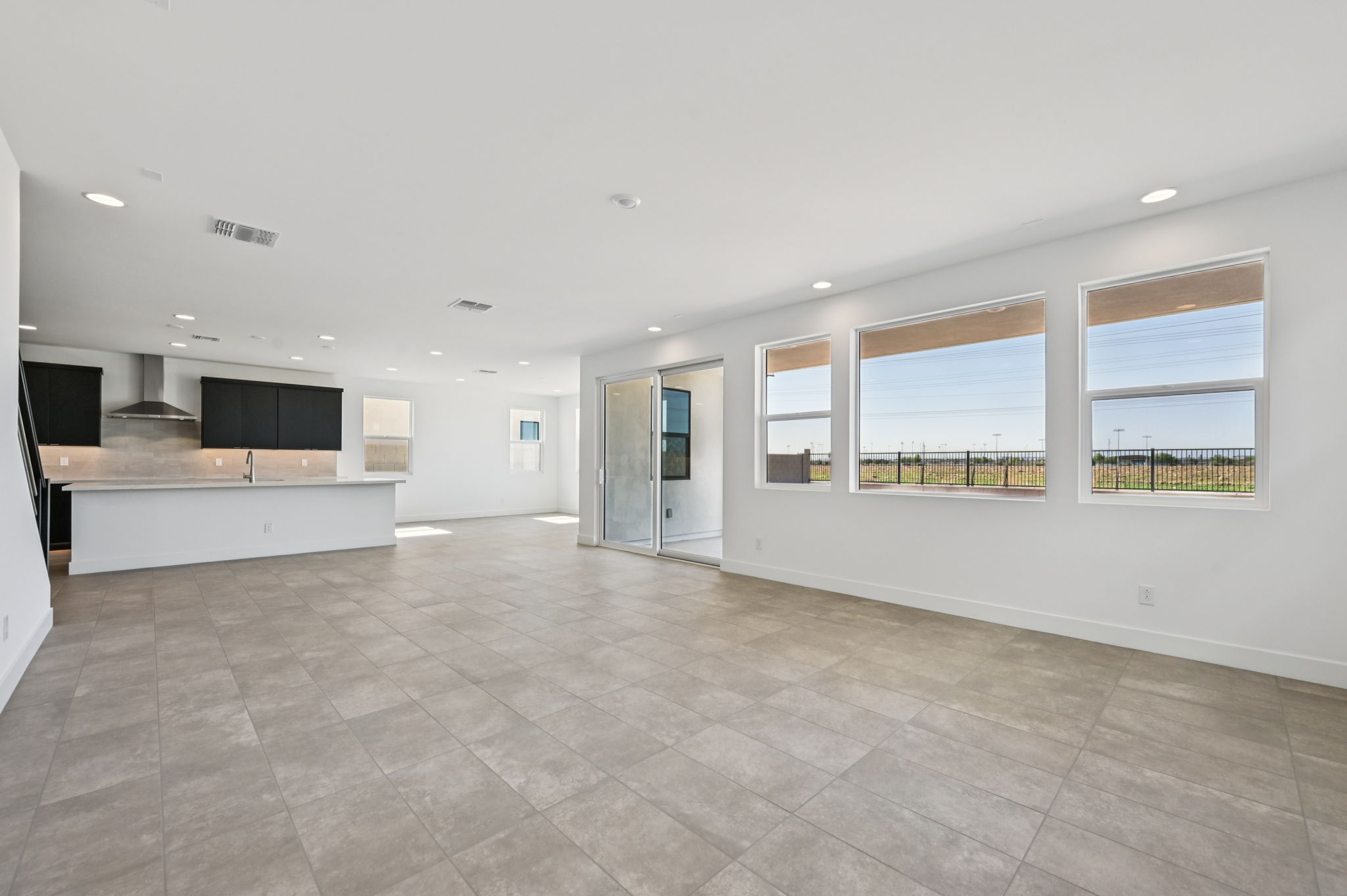 7950 W Griswold-008