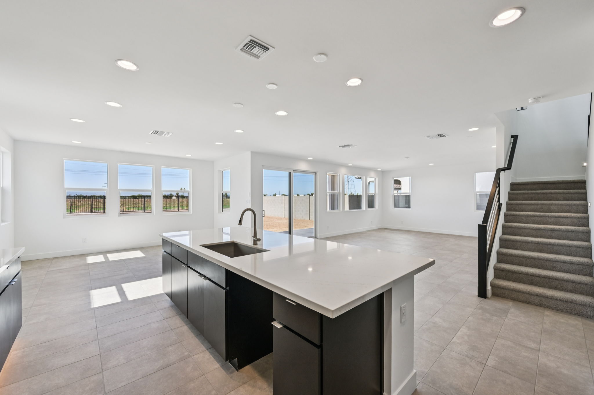 7950 W Griswold-015