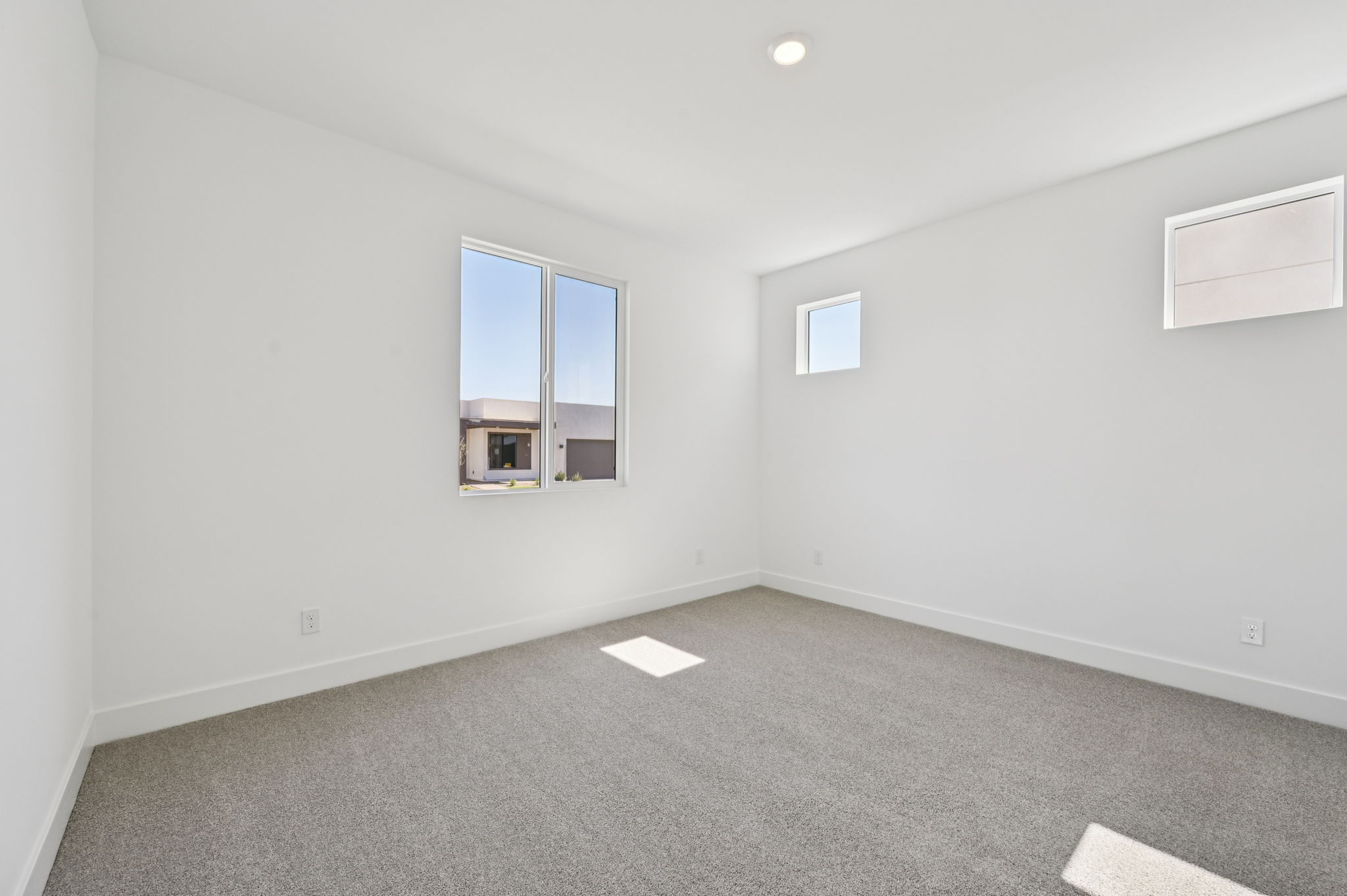 7950 W Griswold-022