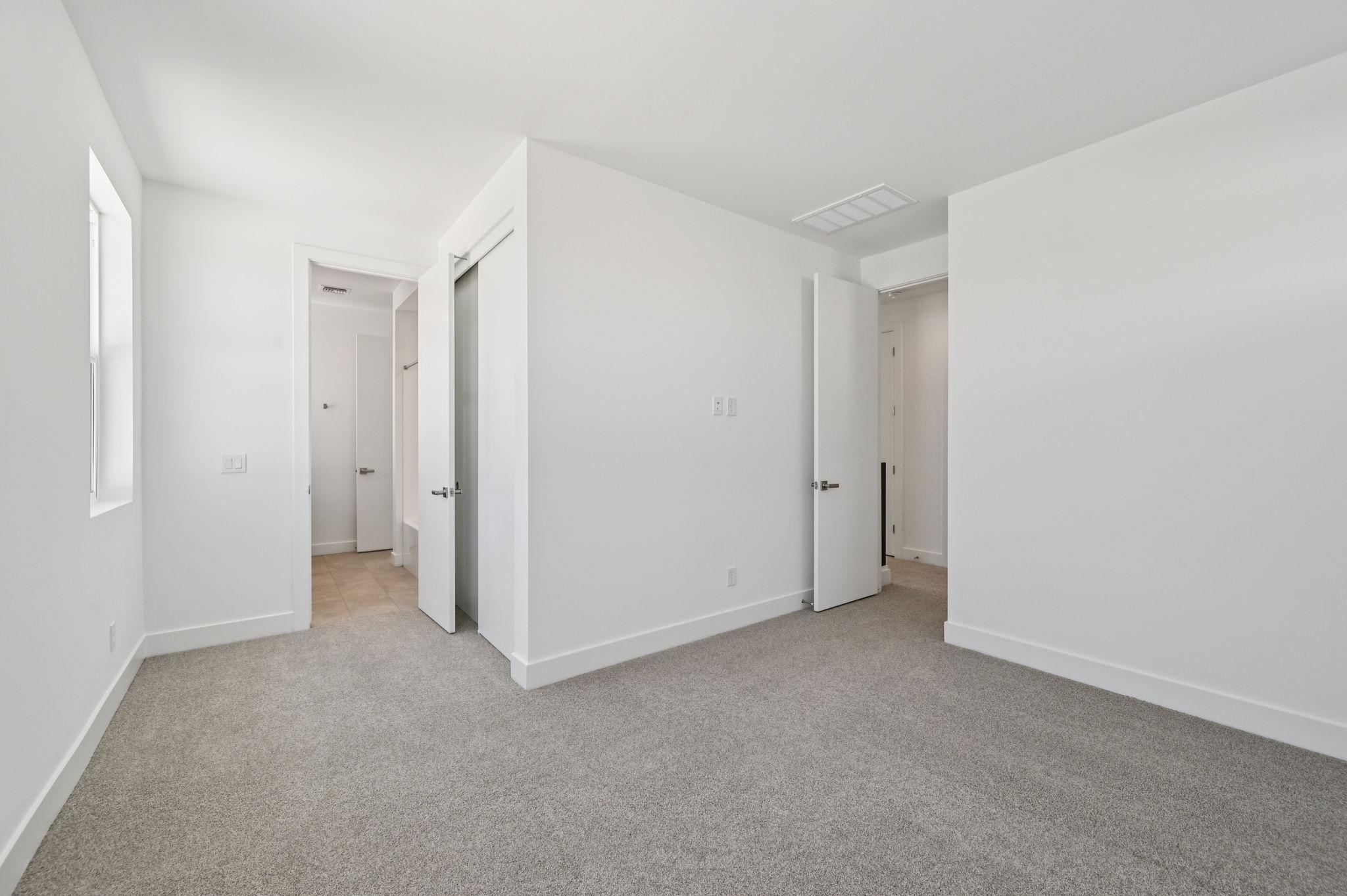 7950 W Griswold-033