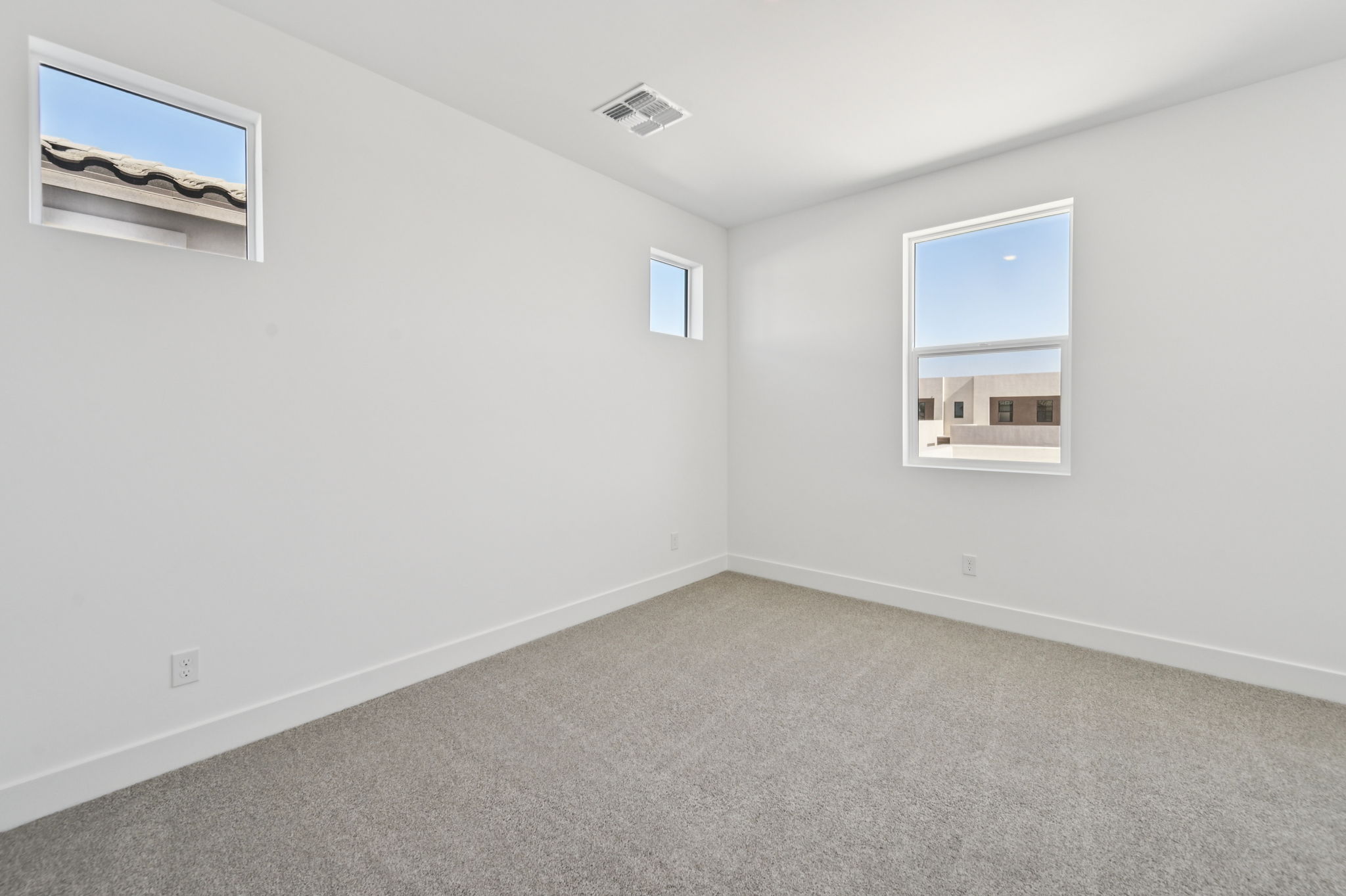 7950 W Griswold-035