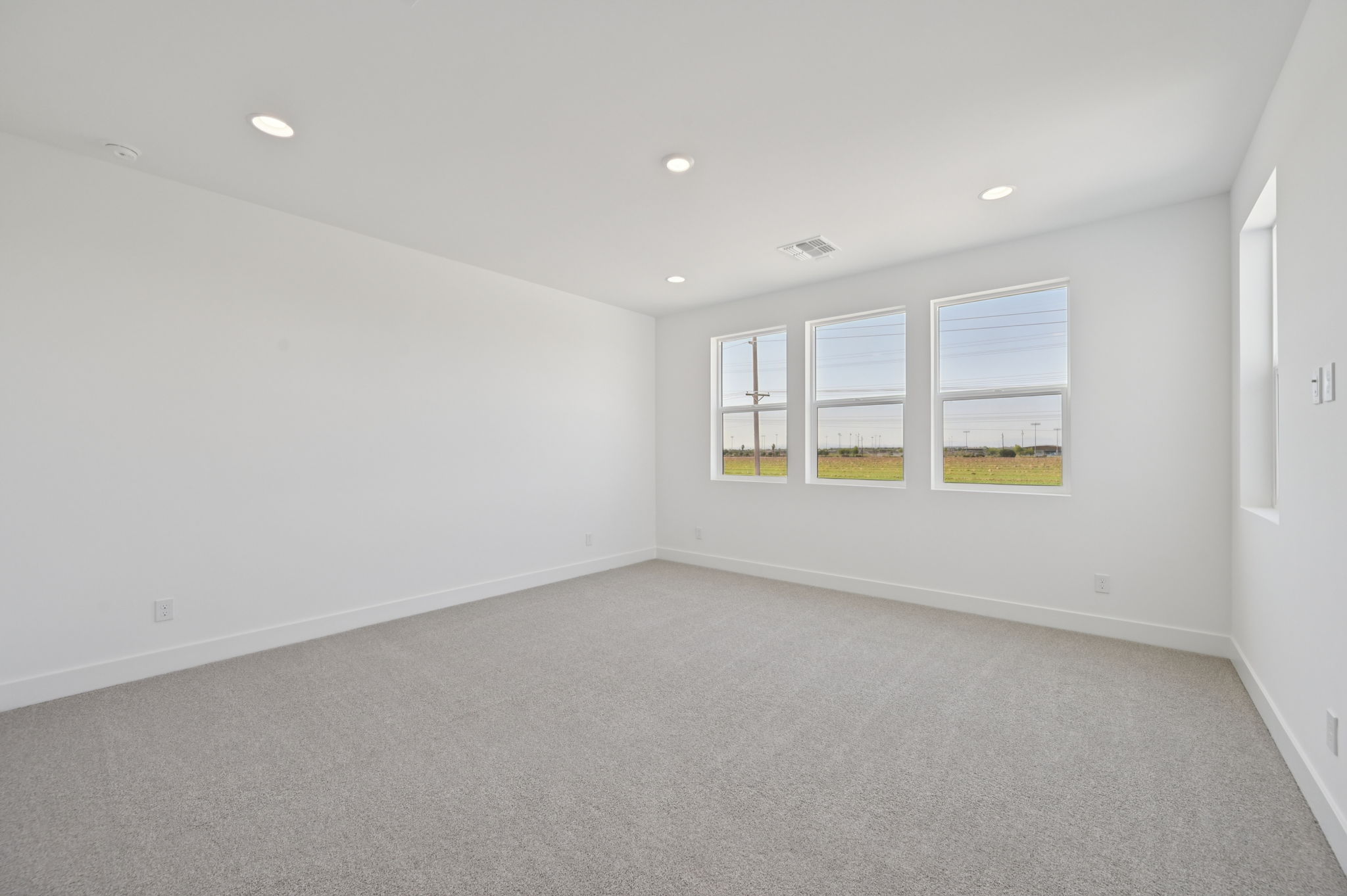 7950 W Griswold-042