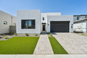 7950 W Griswold-001