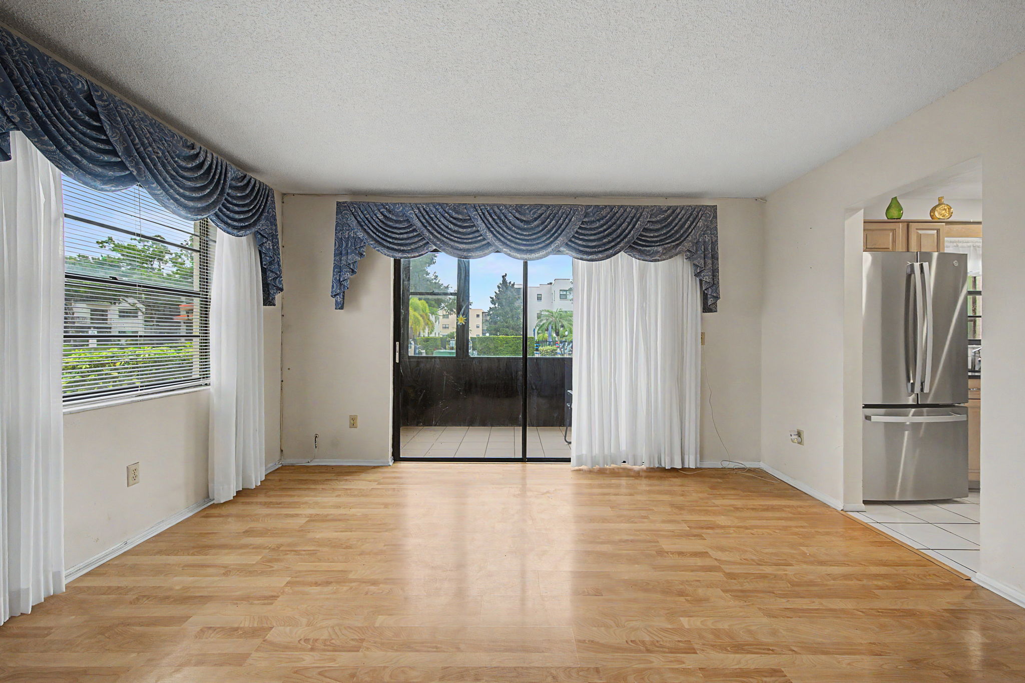 Family Room1