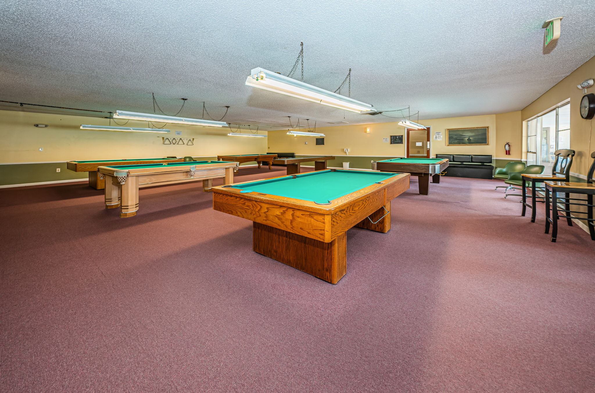 Magnolia Sun Center Billiards Room4
