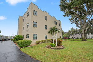 Front Exterior3