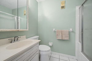 Bathroom2