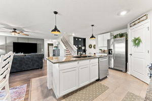  Photo 15