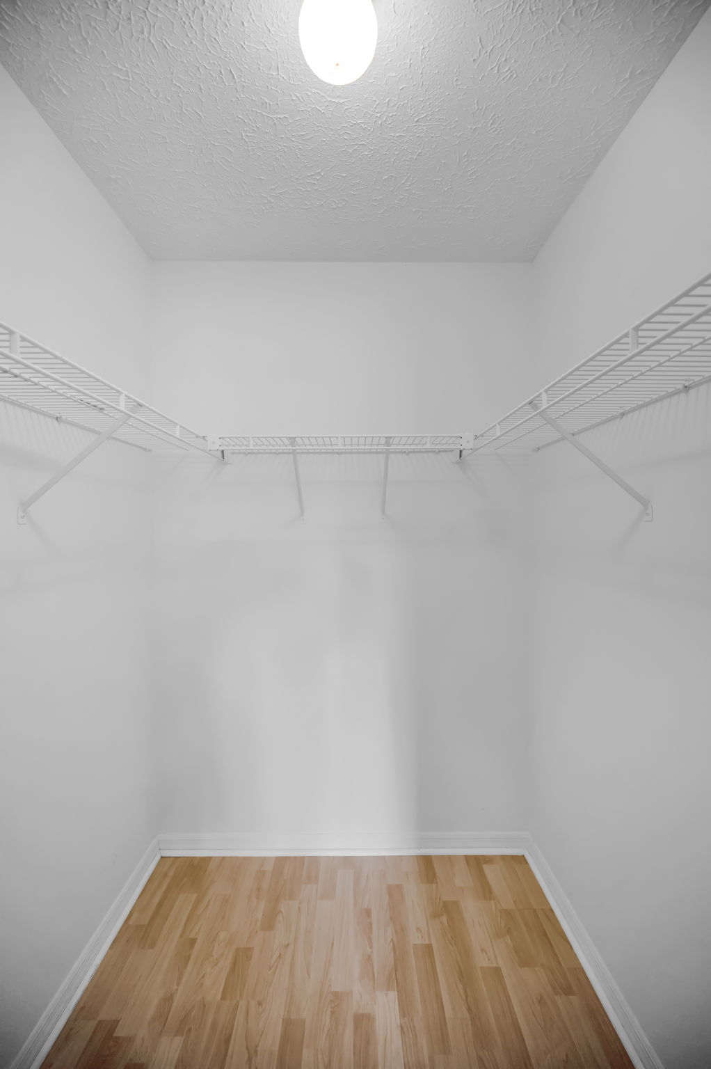 Bedroom2 Walk-in Closet