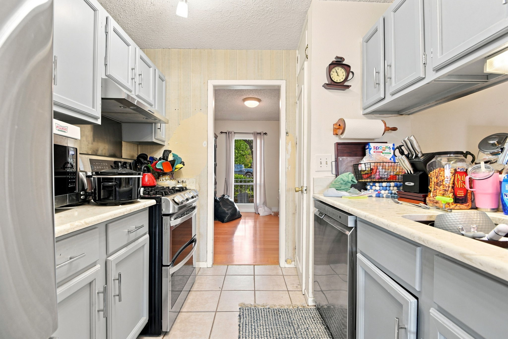  Photo 11