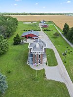 7 Acres Feature the Home, the Barn & Pasture.