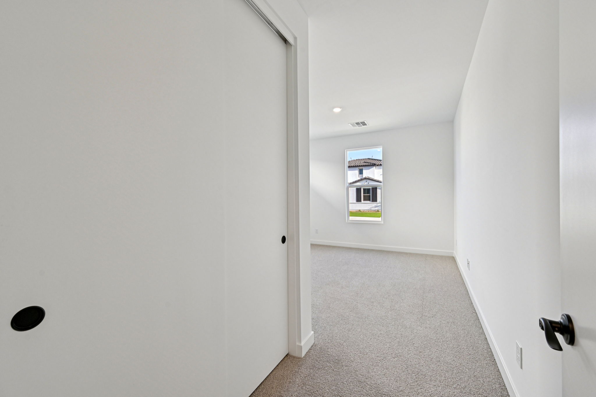 7956 W GRISWOLD RD-014